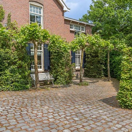 Bij Janneke Bed & Breakfast Sleeuwijk ภายนอก รูปภาพ